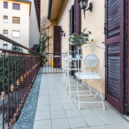 Porto Azzurro Apartment Varenna Kültér fotó