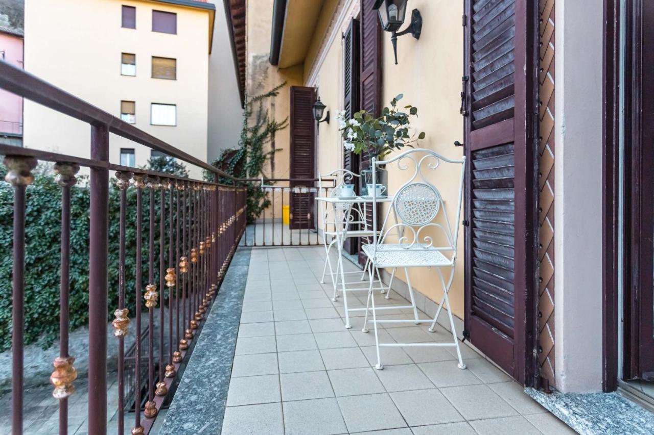 Porto Azzurro Apartment Varenna Kültér fotó