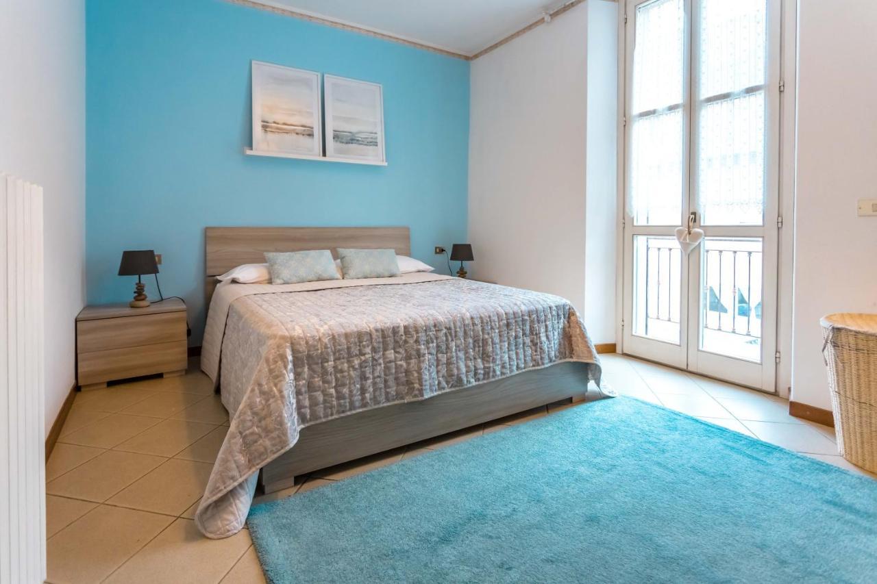 Porto Azzurro Apartment Varenna Kültér fotó