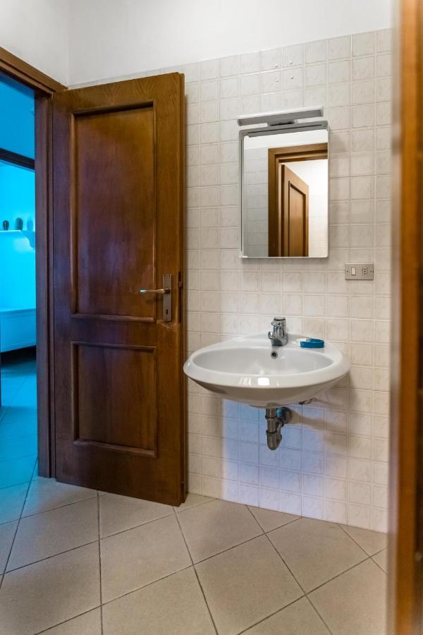 Porto Azzurro Apartment Varenna Kültér fotó